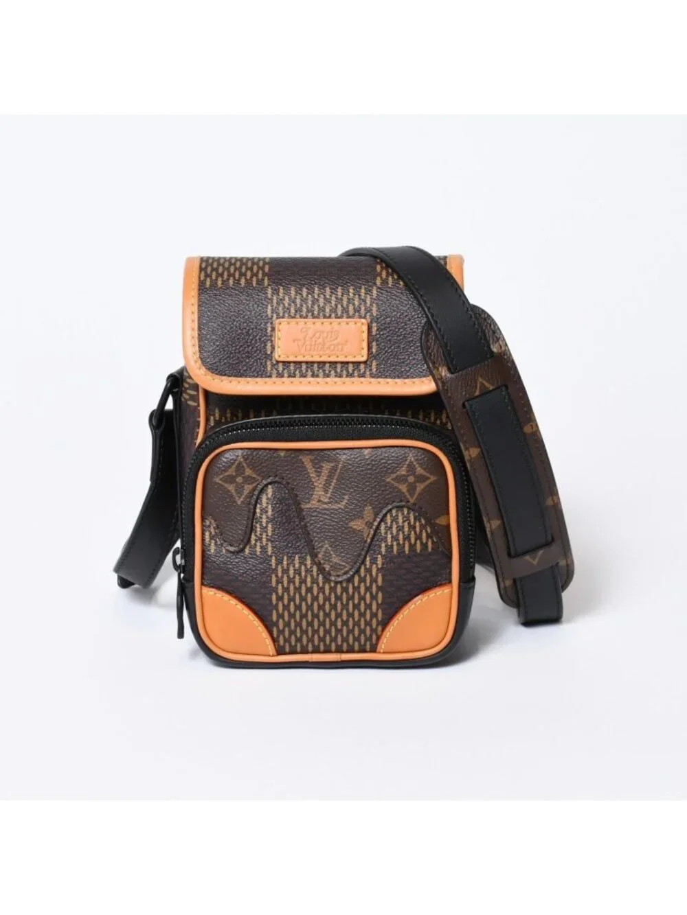 Louis Vuitton Amazon Messenger Shoulder Bag Damier Giant NIGO LV Squared
